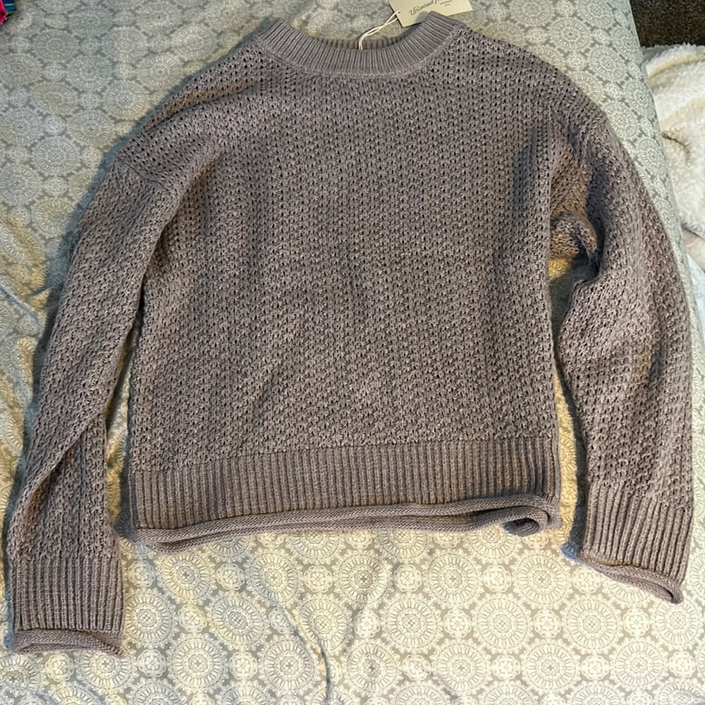 Universal Thread Goods sweater